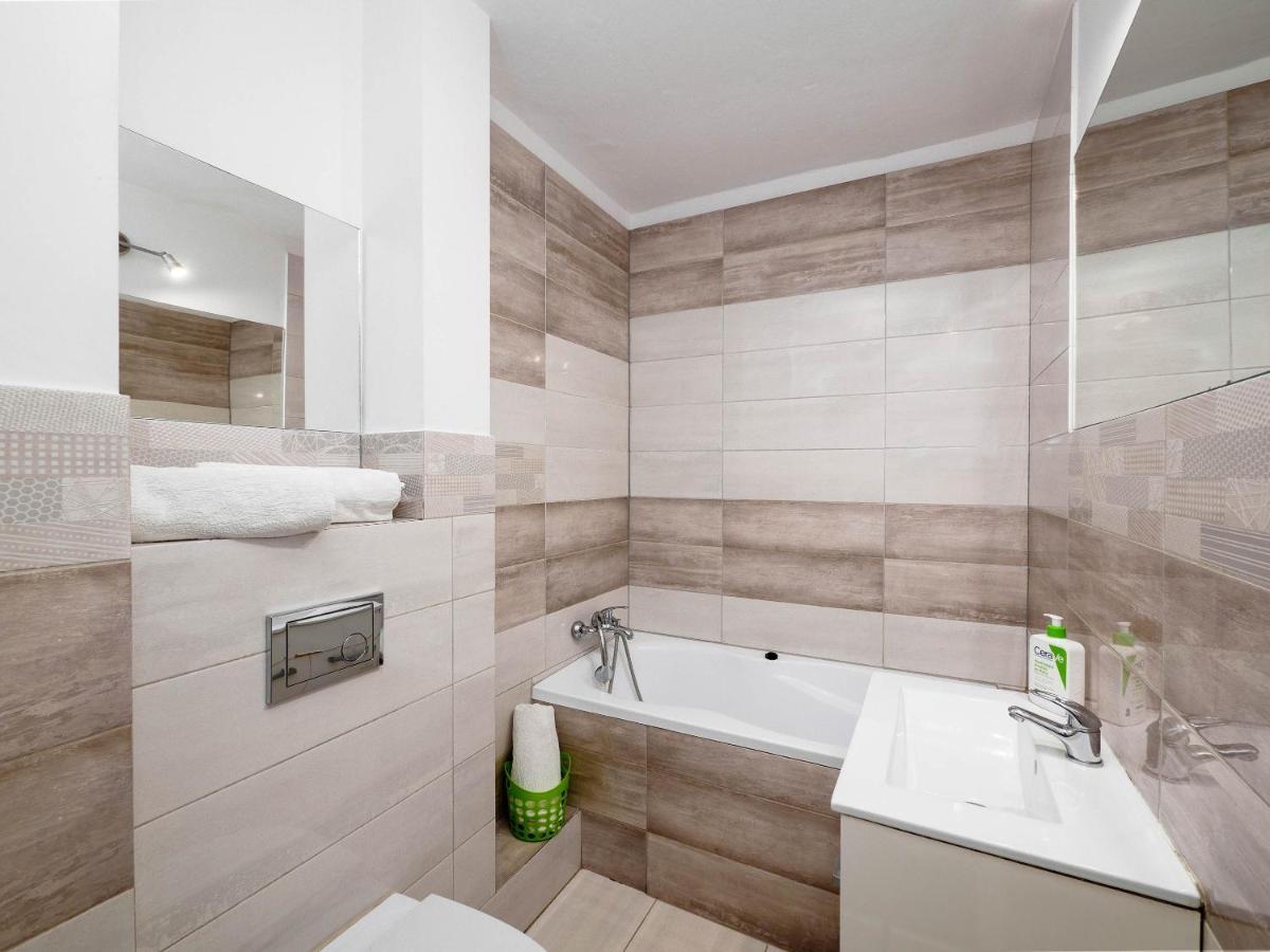 Apartmán Sweet Honey Mieszkanie W Plocku Exteriér fotografie